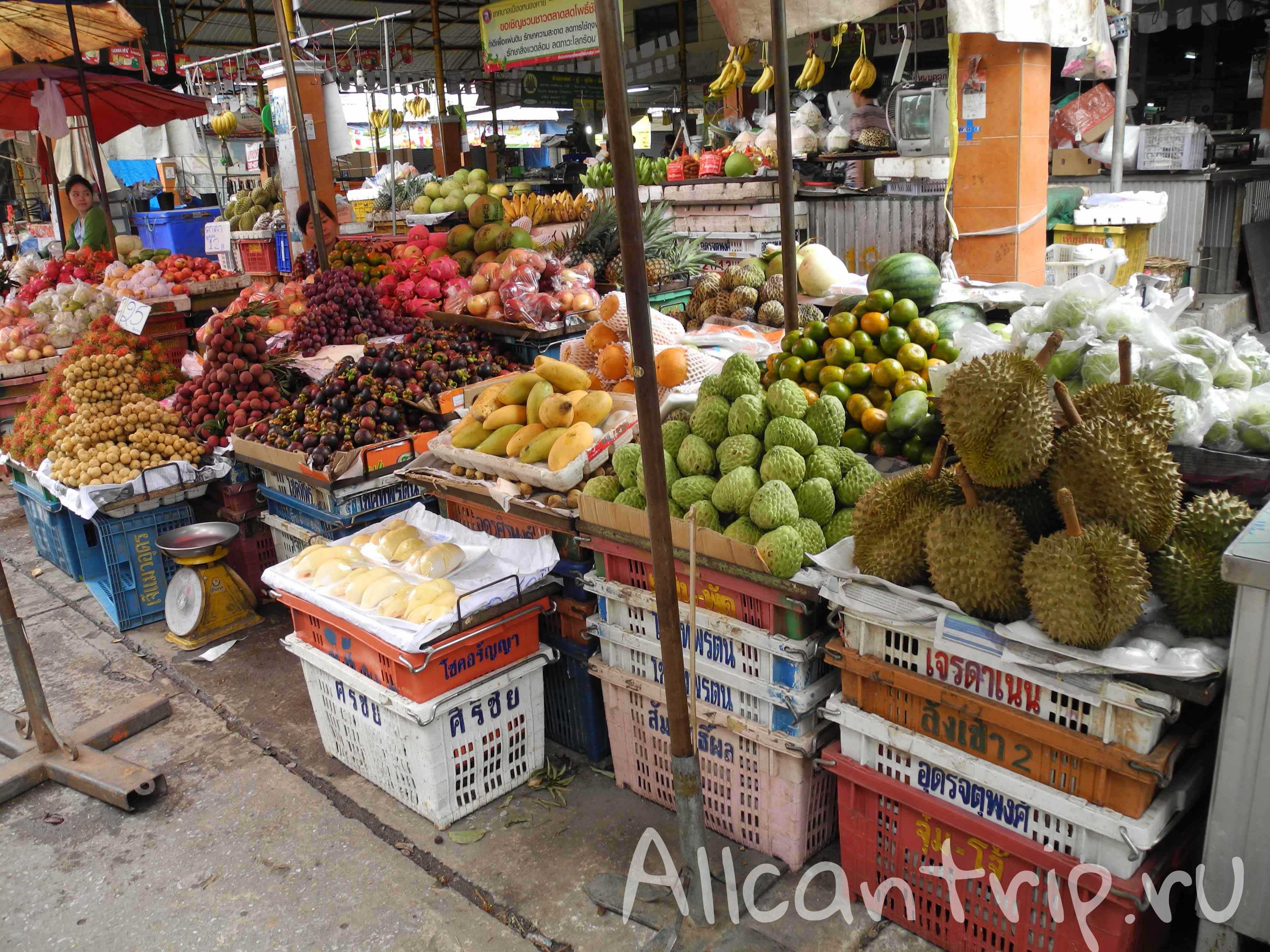 Фруктовый рынок в Нонг Кхай