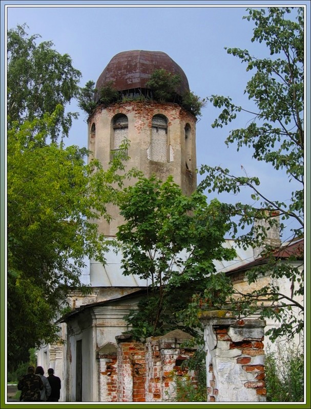 Колокольня церкви Климента Римского и Петра Александрийского, Новая Ладога