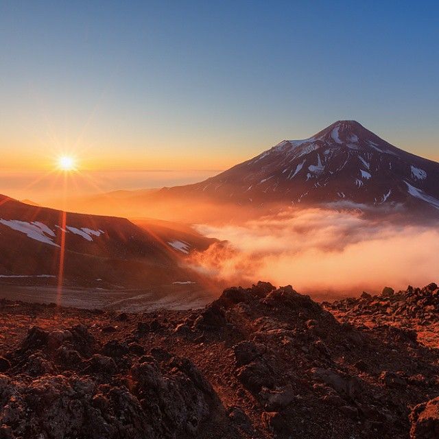 Живописные вулканы Камчатки (35 фото)