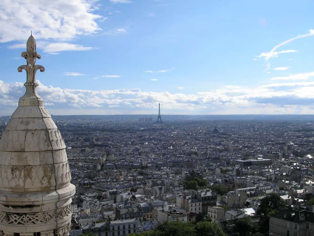 Вид на город с Монмартра, Париж ,Франция