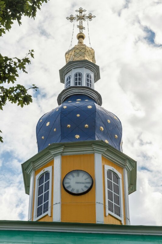 Петровская надвратная башня, Псково-Печерский монастырь