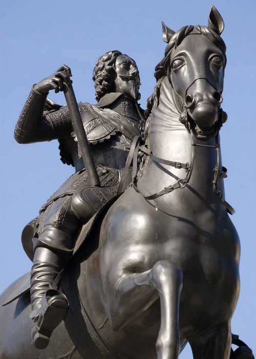 Памятник Карлу I на Трафальгарской площади