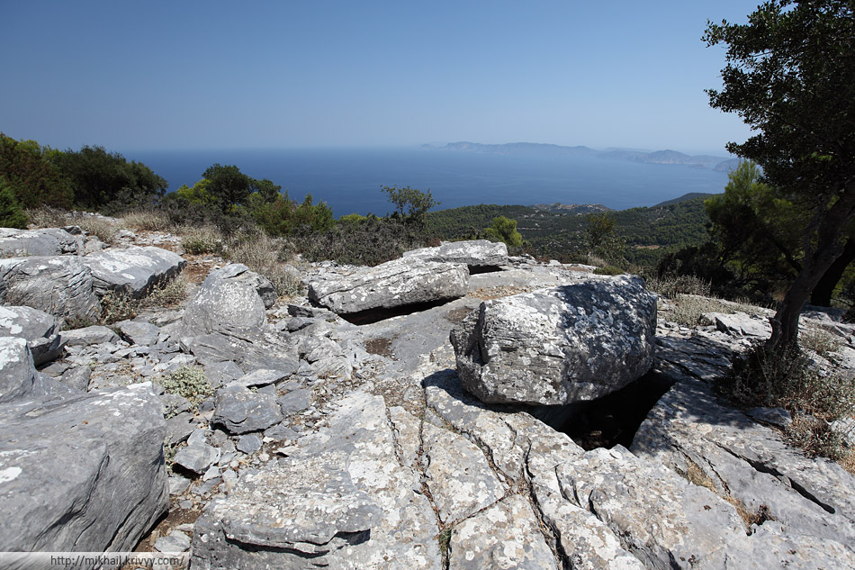 Гробницы Сендоукия. Остров Скопелос (Skopelos)